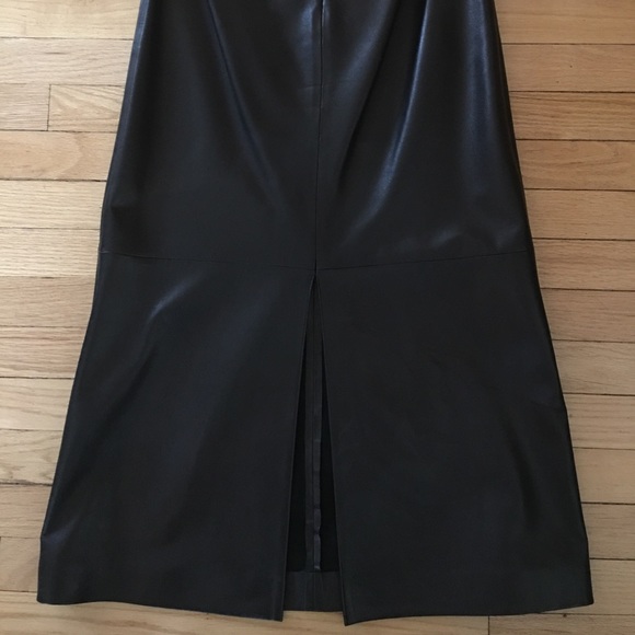 Genuine Leather Skirt from Upstar Continental purchased in June 2008 - Picture 3 of 17